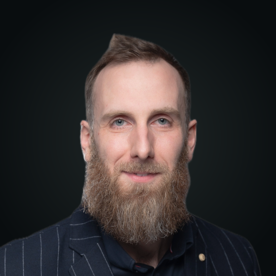 Portrait de Geoffrey Nichil, CEO et co-fondateur de Dotika.